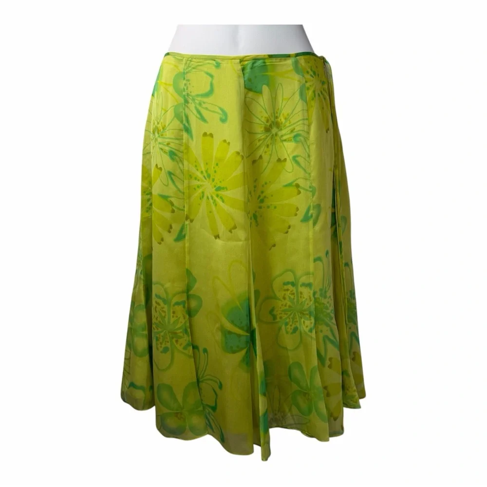 Chartreuse Pistachio Green Floral Skirt 100% Silk 0 90s Minimalist Whimsigoth